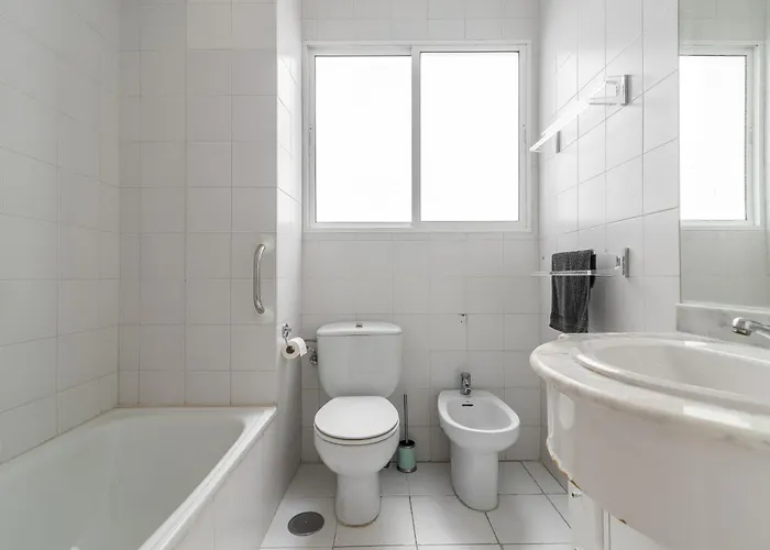 Home2book Spacious & Bright In Palmas *