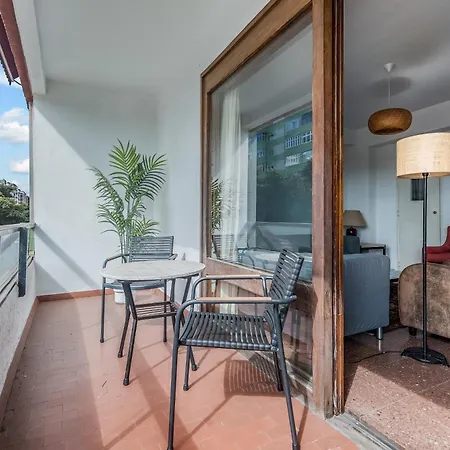 Home2book Bright Palmas Center *
